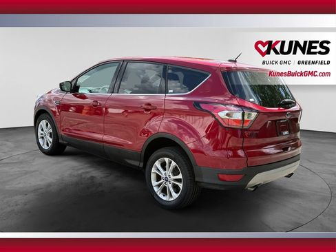 Used 2017 Ford Escape SE FWD image 7