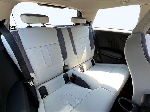 Certified 2025 MINI Cooper S image 10