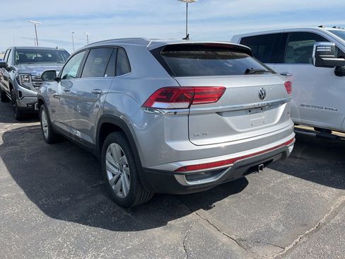 Used 2022 Volkswagen Atlas Cross Sport SE AWD/4WD image 5