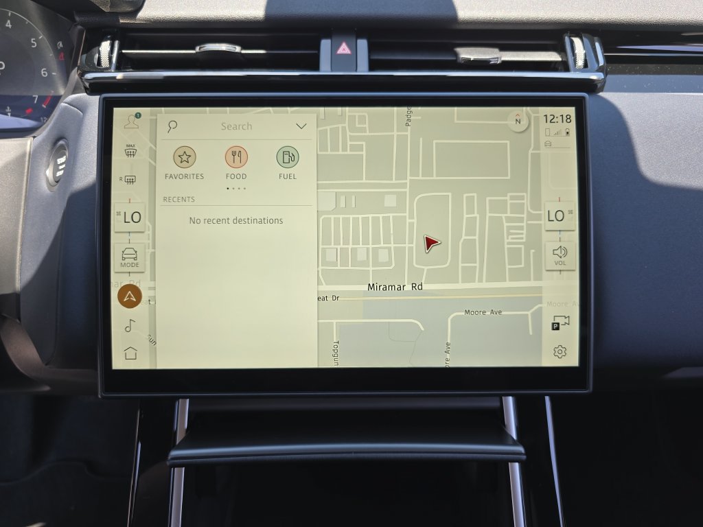 New 2026 Land Rover Range Rover Velar S AWD/4WD image 22