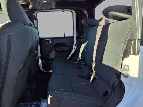 New 2026 Jeep Gladiator Sport image 20