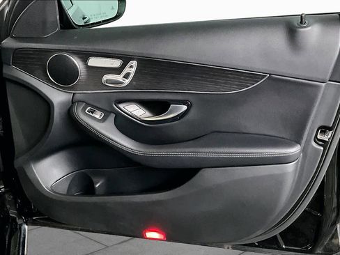 Used 2021 Mercedes-Benz C 300 4MATIC Sedan image 23