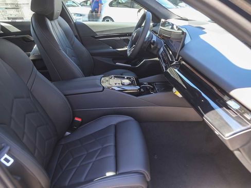 New 2026 BMW 530i w/ M Sport Package image 6