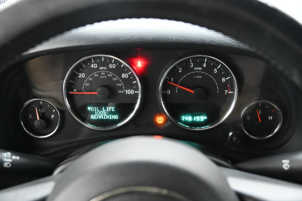Used 2015 Jeep Wrangler Sport w/ Quick Order Package 23S AWD/4WD image 24
