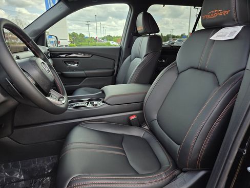 New 2026 Honda Pilot TrailSport image 14