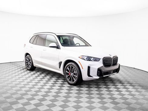 Used 2026 BMW X5 xDrive40i w/ M Sport Package AWD/4WD image 8