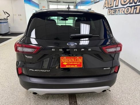 Used 2025 Ford Escape Platinum AWD/4WD image 6