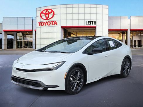 Used 2026 Toyota Prius Limited image 1