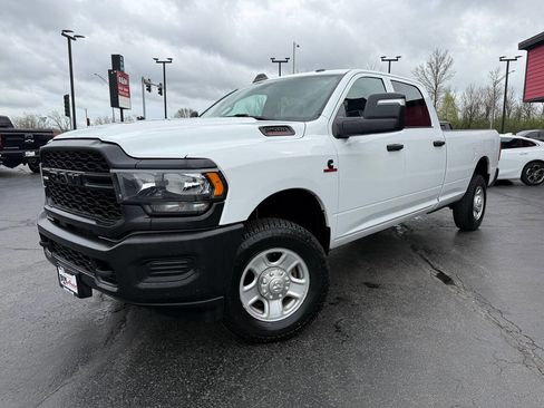 Used 2023 RAM 2500 Tradesman image 3
