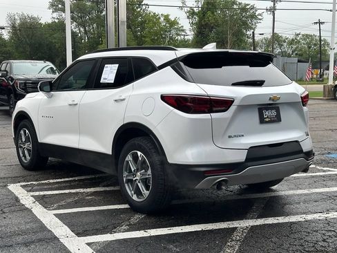 Used 2024 Chevrolet Blazer LT FWD image 7