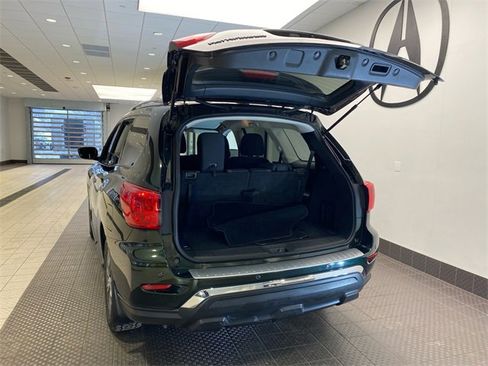 Used 2020 Nissan Pathfinder SV image 25