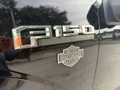 Used 2018 Ford F150 Lariat w/ Equipment Group 501A Mid AWD/4WD image 19