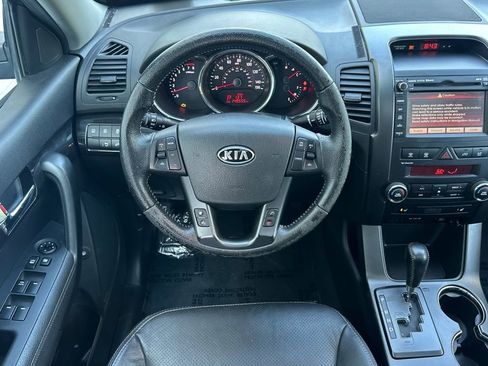 Used 2011 Kia Sorento EX w/ Premium Pkg FWD image 14