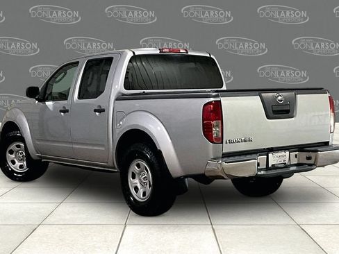 Used 2011 Nissan Frontier S RWD image 5