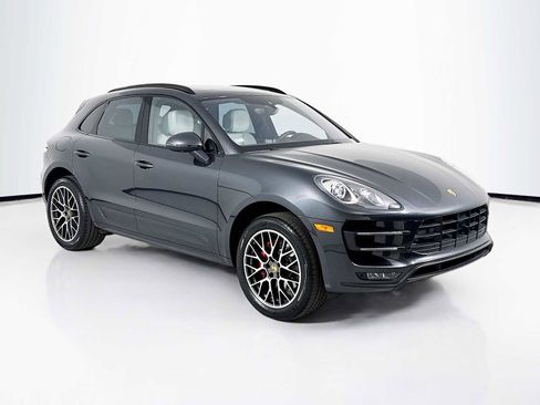 Used 2018 Porsche Macan Turbo image 7