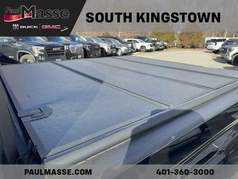 Used 2022 GMC Canyon Denali image 6