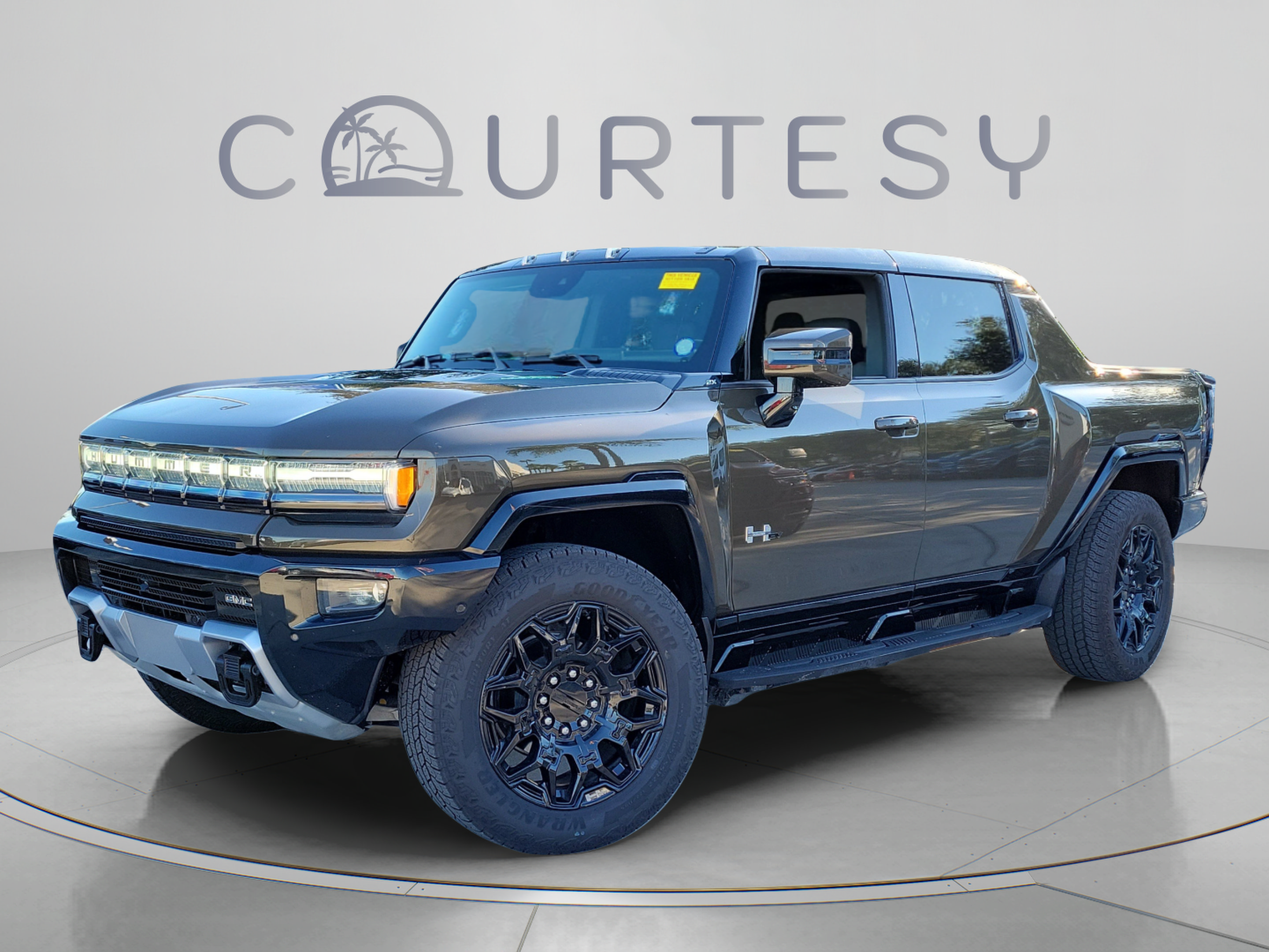 Used 2025 GMC Hummer EV 2X AWD/4WD 360° Tour