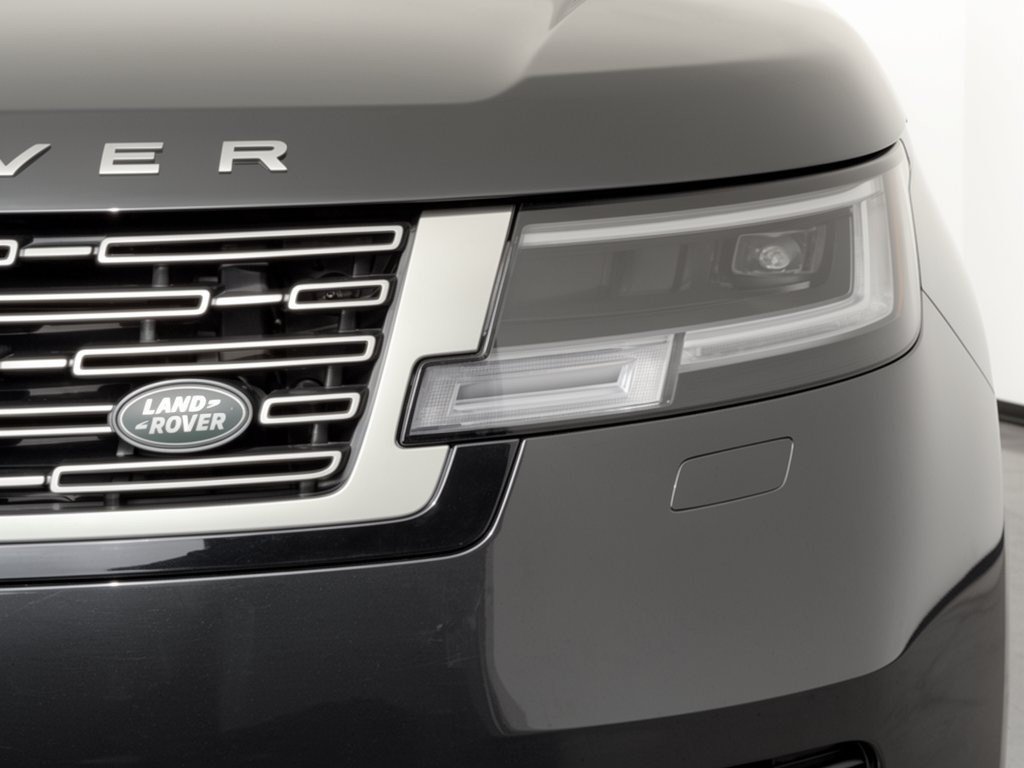 Used 2023 Land Rover Range Rover SE AWD/4WD image 12