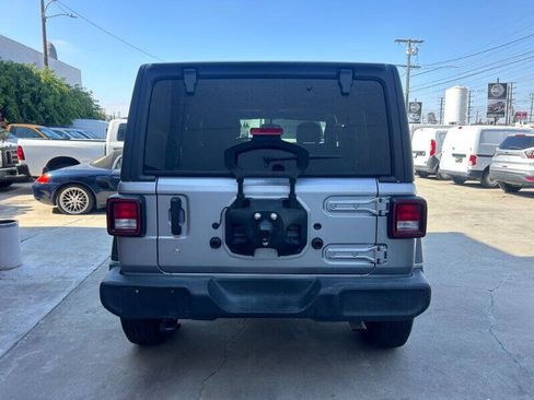 Used 2019 Jeep Wrangler Unlimited Sport S AWD/4WD image 5