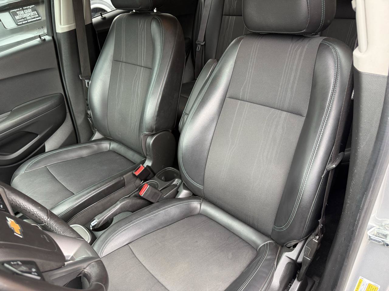 Used 2016 Chevrolet Trax LT w/ LT Convenience Package FWD image 6