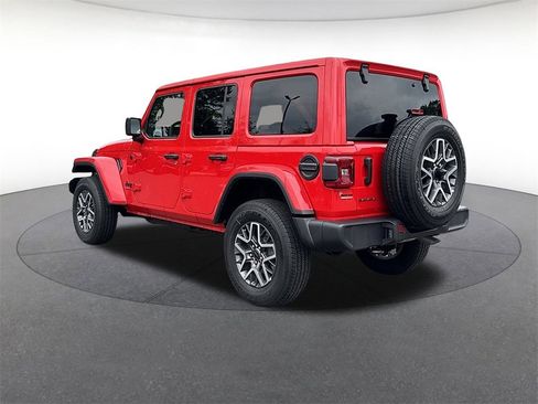 Certified 2025 Jeep Wrangler Sahara image 21