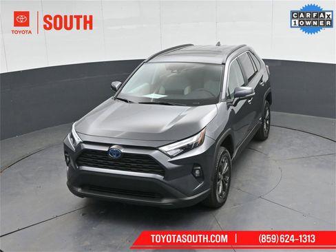Used 2023 Toyota RAV4 XLE Premium image 54