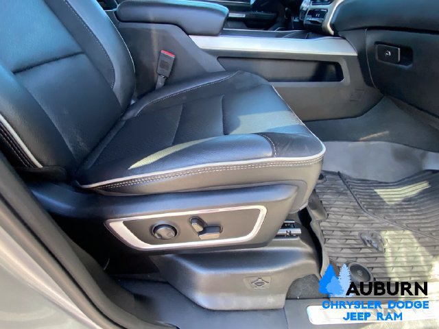 Used 2022 RAM 1500 Laramie AWD/4WD image 16