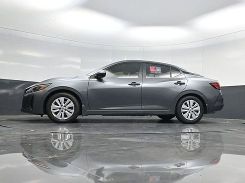Used 2025 Nissan Sentra S image 49