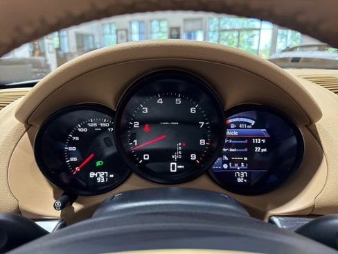 Used 2014 Porsche Boxster RWD image 23