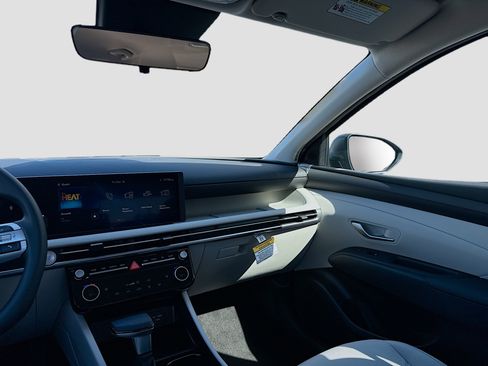 New 2026 Hyundai Tucson SEL FWD image 16