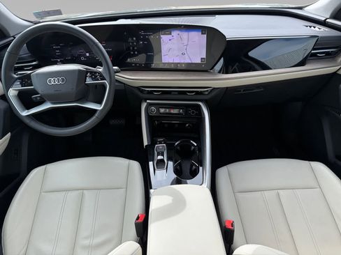 Certified 2025 Audi Q5 Premium w/ Convenience Package image 10