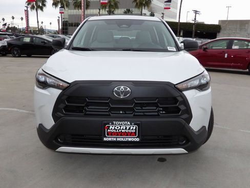 New 2026 Toyota Corolla Cross L image 2