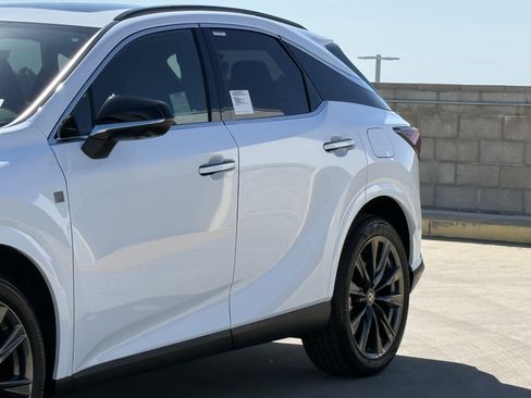 New 2026 Lexus RX 350h AWD/4WD image 9
