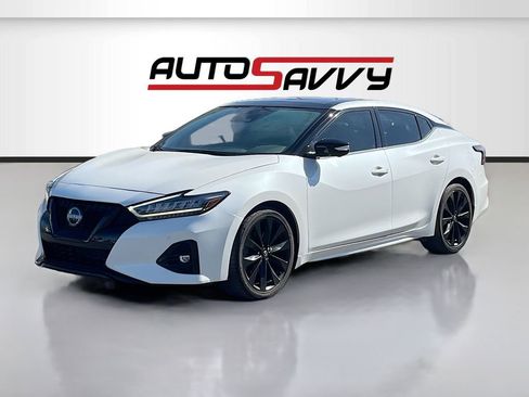 Used 2023 Nissan Maxima SR w/ Sport Mat Group image 3