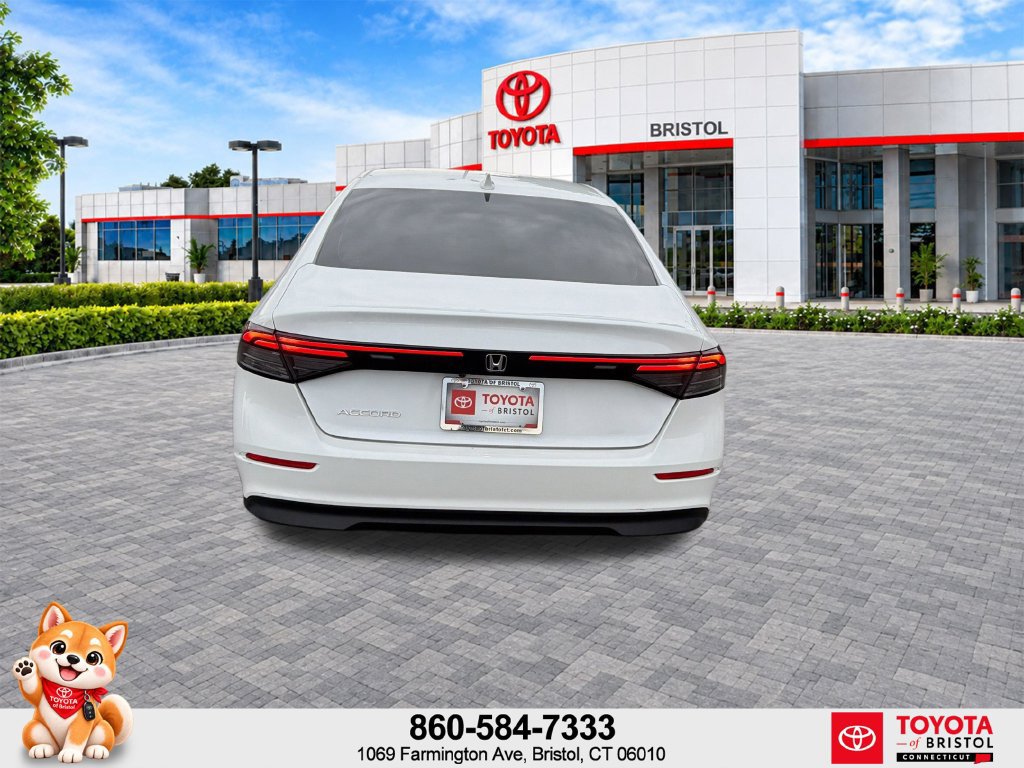 Used 2023 Honda Accord EX image 6