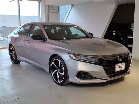Used 2022 Honda Accord Sport image 3