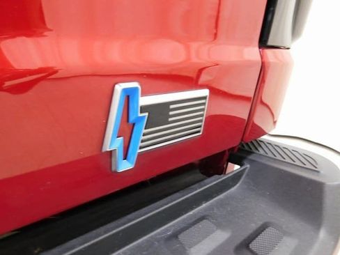 Used 2023 Ford F150 Lightning XLT image 16