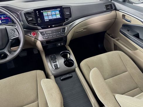 Used 2021 Honda Pilot EX image 30