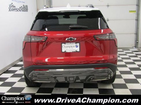 Certified 2026 Chevrolet Equinox ACTIV w/ LPO, Floor Liner Package image 12