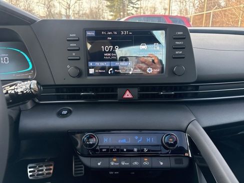 Certified 2026 Hyundai Elantra SEL Sport w/ Cargo Package image 19