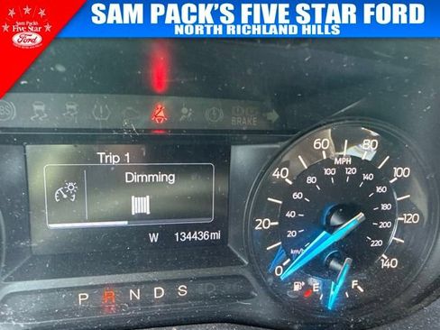 Used 2016 Ford Explorer XLT FWD image 9