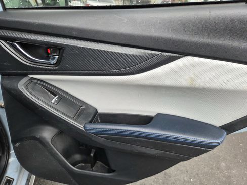 Used 2019 Subaru Crosstrek Hybrid w/ Moonroof Package w/Navigation image 12