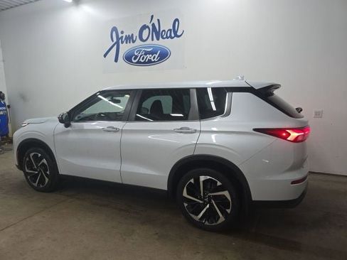 Used 2022 Mitsubishi Outlander ES AWD/4WD image 21