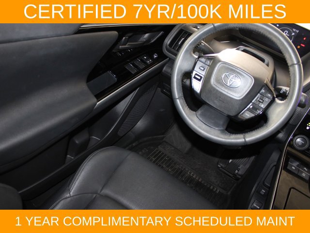 Used 2024 Toyota bZ4X FWD image 15