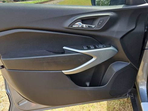 New 2026 Chevrolet Trax LS w/ LS Convenience Package FWD image 22