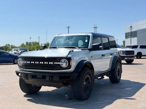 Certified 2024 Ford Bronco Wildtrak AWD/4WD image 2