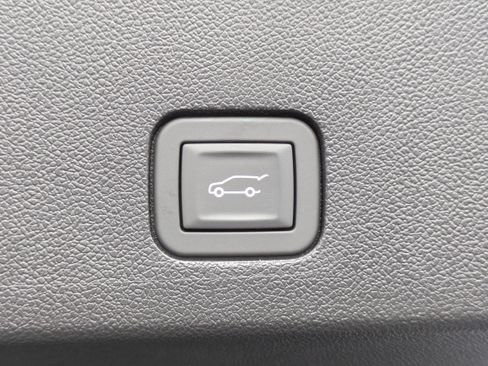 New 2025 Cadillac XT6 Premium Luxury w/ Platinum Package FWD image 8