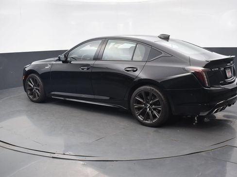 Used 2025 Cadillac CT5 V w/ Platinum Package AWD/4WD image 4