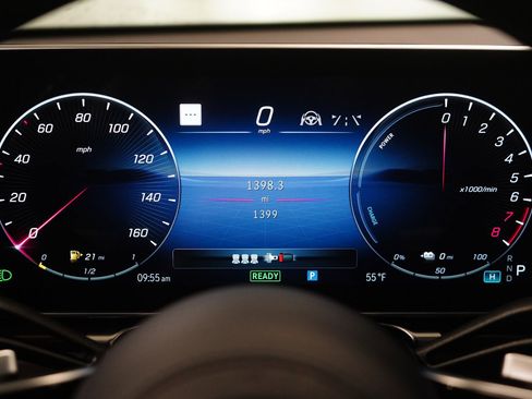 Certified 2024 Mercedes-Benz S 580e 4MATIC Sedan image 19