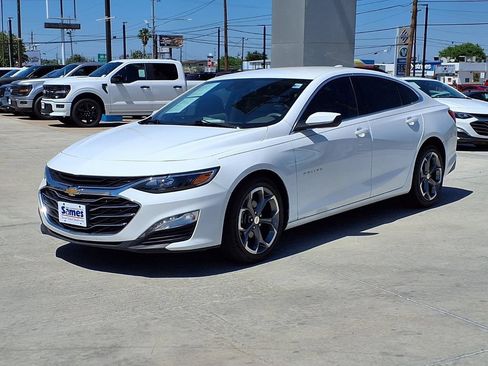Used 2024 Chevrolet Malibu LT FWD image 4